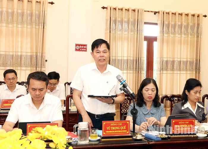 Đồng chí Vũ Trọng Quế, Tỉnh ủy viên, Giám đốc Sở Khoa học và Công nghệ phát biểu tại hội nghị.
