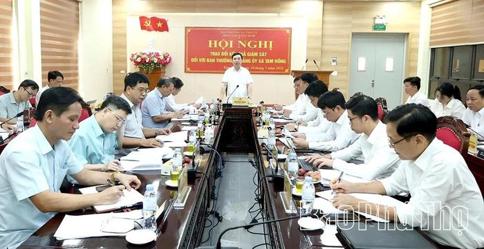Quang cảnh hội nghị .