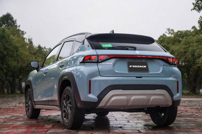 Suzuki Fronx đang nổi lên như một lựa chọn cân bằng – thực dụng, tiết kiệm