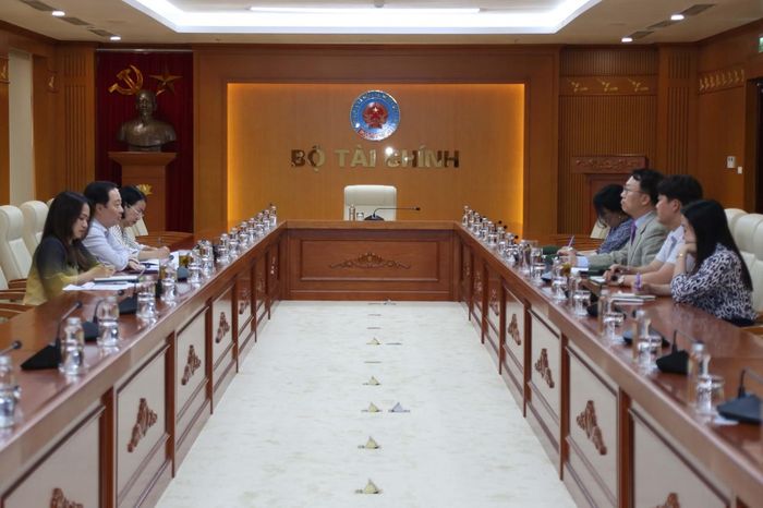 Quang cảnh buổi làm việc. Ảnh: Đức Minh