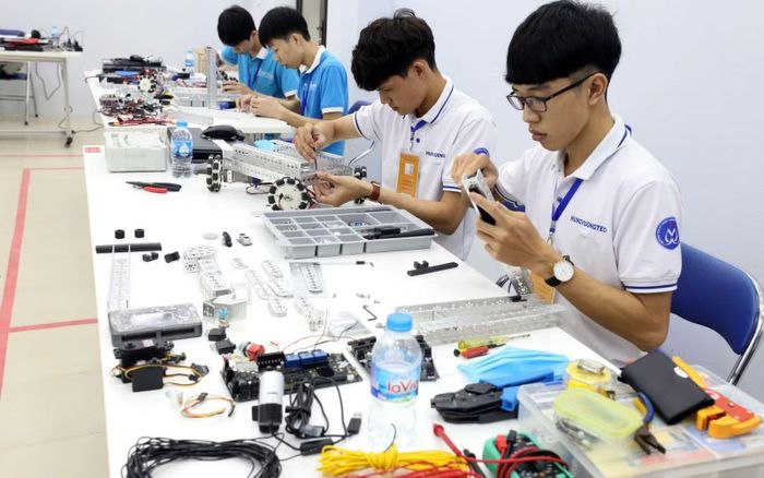 Chủ động nâng cao kỹ năng là yêu cầu bắt buộc để người lao động thích ứng khi thị trường lao động đang biến đổi rất nhanh.