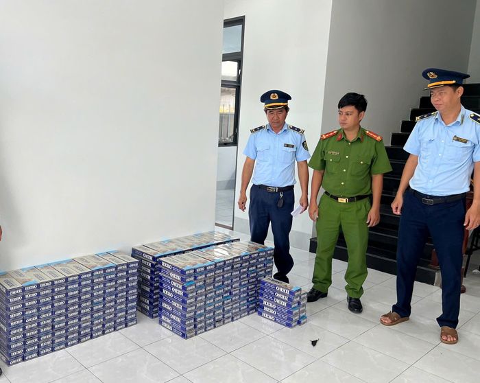 Cần có nhiều giải pháp đồng bộ hơn nữa để xử lý hiệu quả thuốc lá lậu trên thị trường. Ảnh: Bộ Công Thương