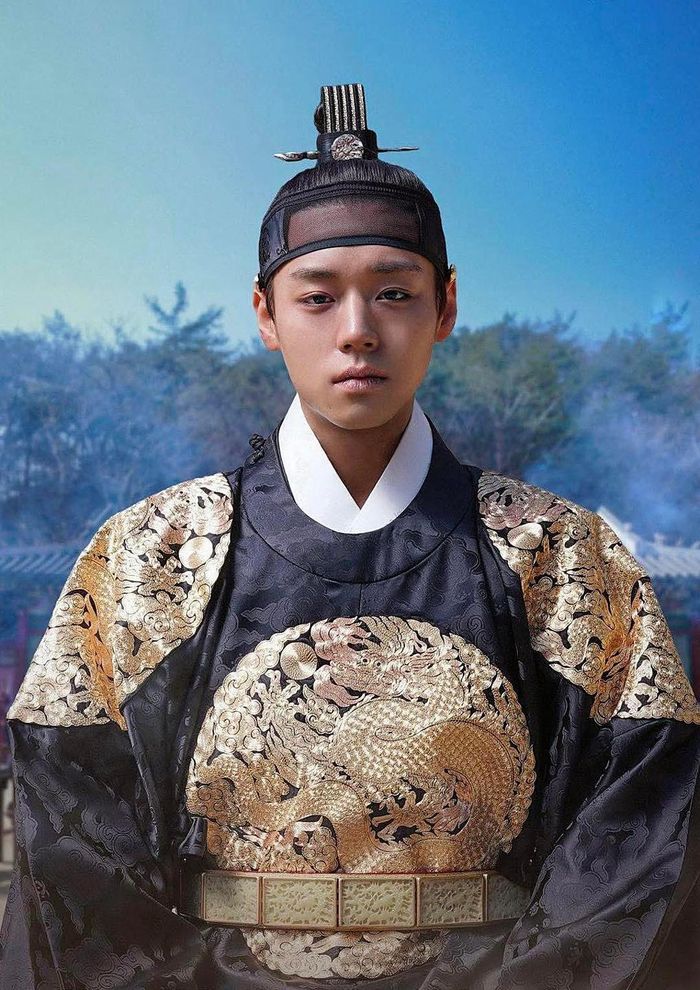 Park Ji Hoon nổi tiếng qua nhiều tác phẩm, gần nhất là "Dưới bóng điện hạ". Ảnh: Tư liệu