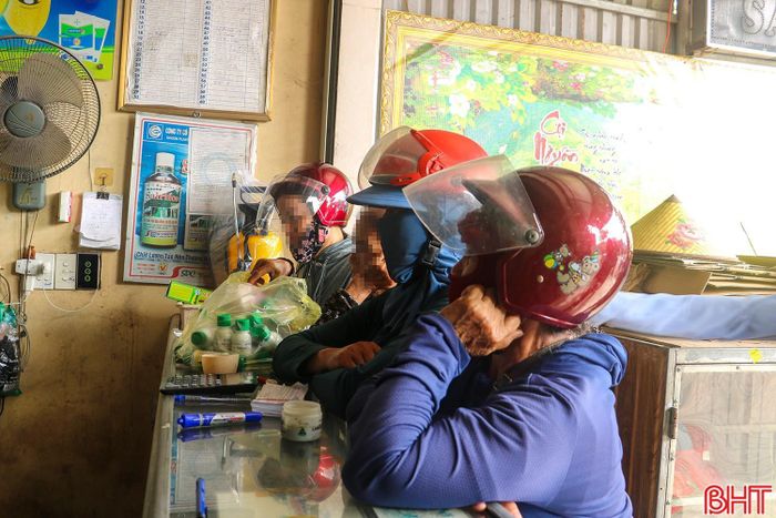 Vào vụ hè thu, nhu cầu mua thuốc BVTV của người dân đang tăng cao phục vụ sản xuất nông nghiệp.