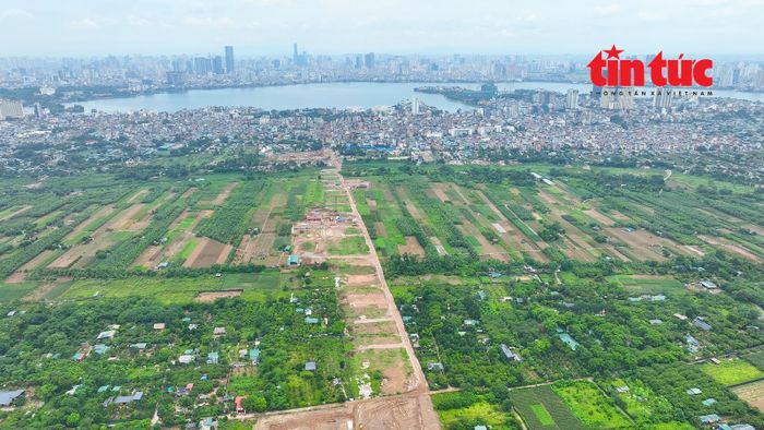 Theo phê duyệt, cụm công viên tại bãi sông phường Hồng Hà có tổng diện tích khoảng 383,4 ha, được định hướng bảo tồn không gian sinh thái ven sông, gắn với phát triển các hoạt động văn hóa, vui chơi giải trí, thể dục thể thao, phục vụ nhu cầu sinh hoạt cộng đồng của nhân dân...