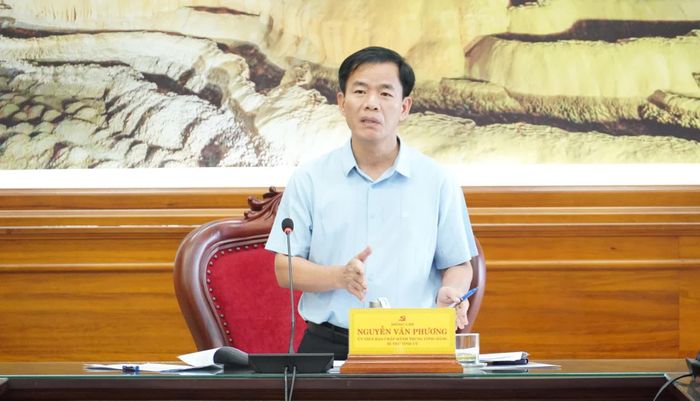 Đồng chí Nguyễn Văn Phương, Bí thư Tỉnh ủy đề nghị Trung tâm phải đóng vai trò quan trọng trong hỗ trợ, đồng hành cùng doanh nghiệp, nhà đầu tư - Ảnh: Q.V