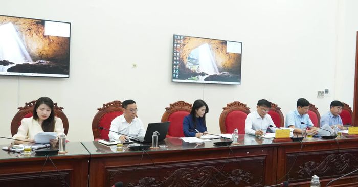 Đại biểu tham dự buổi làm việc - Ảnh: Q.V