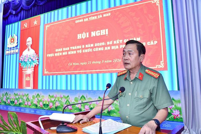 Đại tá Hồ Việt Triều, Uỷ viên Ban Thường vụ Tỉnh uỷ, Bí thư Đảng uỷ, Giám đốc Công an tỉnh, phát biểu chỉ đạo tại hội nghị.