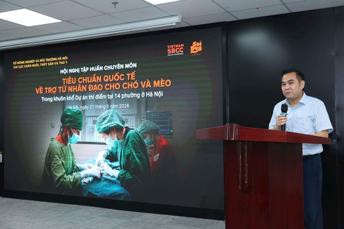 Phó Chi cục Trưởng Chi cục Chăn nuôi, Thủy sản và Thú y Hà Nội Ngô Đình Loát phát biểu. Ảnh: VM