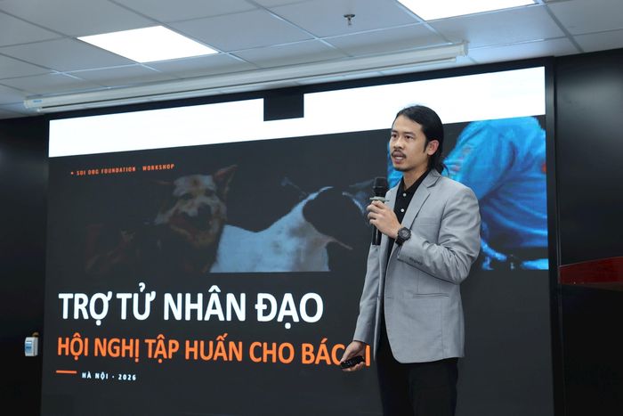 Bác sĩ Winn Ularn Kanyoo phát biểu. Ảnh: VM