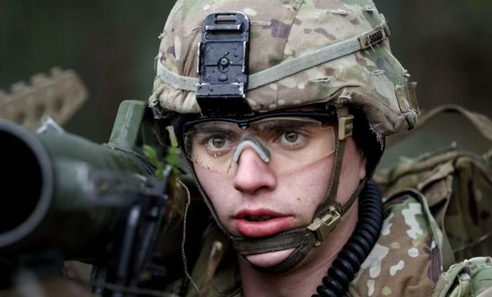 Ba Lan có vị trí địa lý quan trọng, giáp với Ukraine và gần các khu vực nhạy cảm như Kaliningrad, cho phép Mỹ triển khai lực lượng nhanh chóng trong các tình huống khẩn cấp.