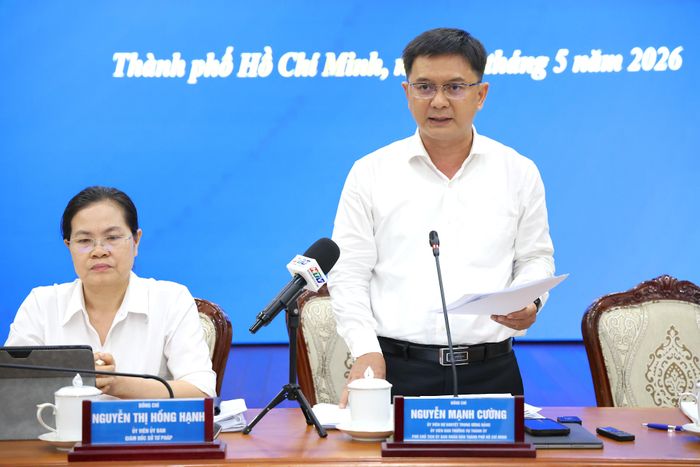  Ông Nguyễn Mạnh Cường, Ủy viên dự khuyết Trung ương Đảng, Phó Chủ tịch UBND TP.HCM, chủ trì hội thảo. Ảnh: LÊ THOA 