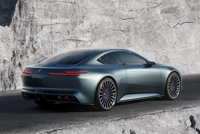 Như thường lệ, các mẫu xe ý tưởng của BMW tại Concorso d’Eleganza Villa d’Este sẽ được lấy ý kiến từ khách tham quan. Nếu nhận được nhiều quan tâm, Vision BMW Alpina có thể được đưa vào sản xuất thương mại.
