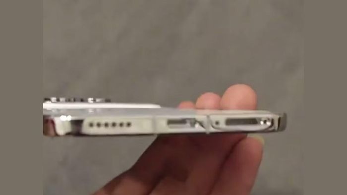 Từ bỏ trào lưu siêu mỏng, Xiaomi quyết định dồn toàn lực cho một sản phẩm mang tính thực tiễn cao hơn mang tên Xiaomi 17 Max. Trong buổi phát sóng, ông Lu Weibing nhấn mạnh rằng thiết bị này không đơn thuần là một phiên bản phóng to màn hình như những mẫu máy "Plus" truyền thống, mà là sự nâng cấp toàn diện về mọi mặt.