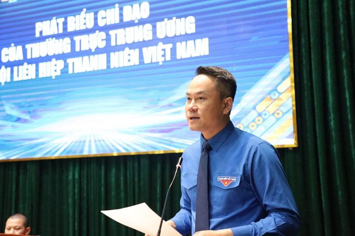 Anh Nguyễn Kim Quy - Phó Chủ tịch Thường trực Trung ương Hội LHTN Việt Nam phát biểu.