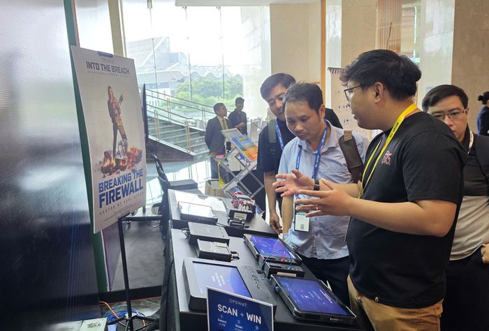 Vietnam Security Summit 2026 được tổ chức nhằm tạo ra diễn đàn kết nối các cơ quan quản lý, tổ chức, doanh nghiệp và chuyên gia công nghệ cùng thảo luận về chiến lược bảo vệ dữ liệu, bảo đảm an ninh hạ tầng số.