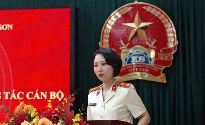 Đồng chí Lương Thị Thu Cúc phát biểu nhận nhiệm vụ.