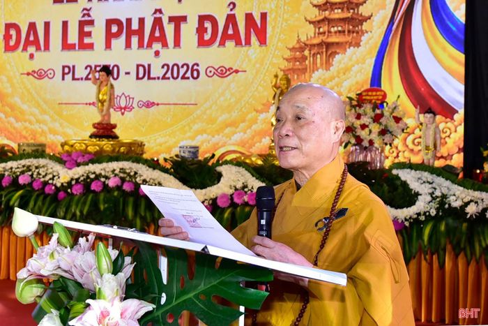  Hòa thượng Thích Bảo Nghiêm - Phó Chủ tịch Hội đồng Trị sự, Trưởng ban Hoằng pháp Trung ương, Trưởng ban Trị sự Giáo hội Phật giáo Việt Nam tỉnh đọc thông điệp Phật đản Phật lịch 2570 - dương lịch 2026 của Đức Pháp chủ Giáo hội Phật giáo Việt Nam. 