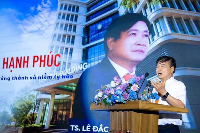 Tiến sĩ Lê Đắc Sơn, Chủ tịch HĐQT Trường Đại học Đại Nam.