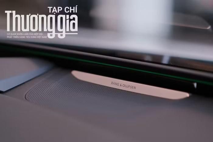Hệ thống giải trí trên xe sẽ có dàn âm thanh cao cấp Bang &amp; Olufsen với 16 loa và công suất tới 705 W