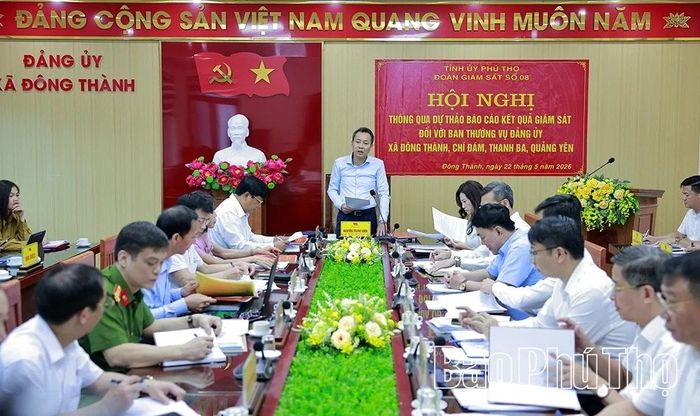 Quang cảnh buổi làm việc.