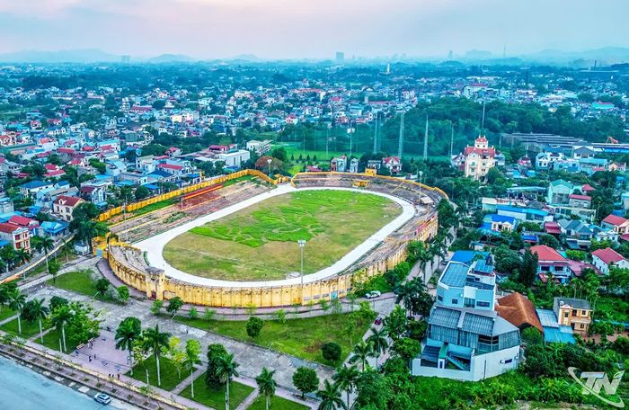 Sân vận động Gang Thép Thái Nguyên đã được chỉnh trang, nâng cấp. Ảnh: H.H