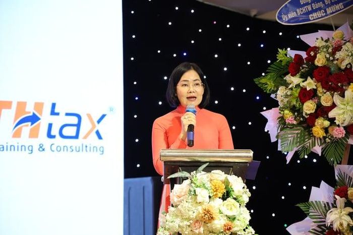  Bà Ngô Thanh Hạnh, Tổng giám đốc THtax. 