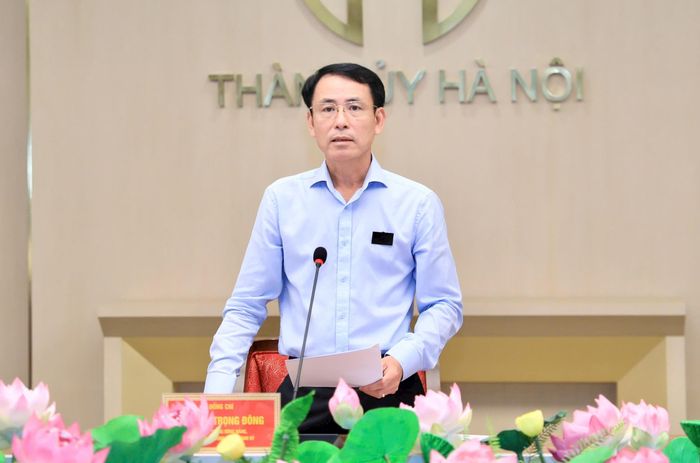 Phó Bí thư Thường trực Thành ủy Hà Nội Nguyễn Trọng Đông phát biểu chỉ đạo tại hội nghị. Ảnh: Quang Thái
