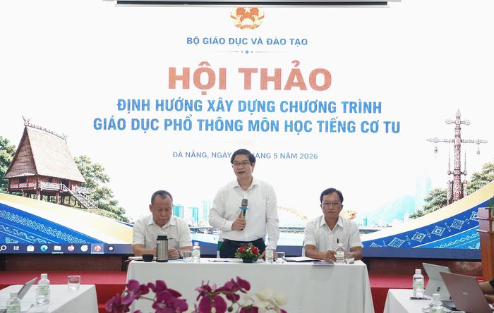  TS Thái Văn Tài, Vụ trưởng Vụ Giáo dục Phổ thông - Bộ GD-ĐT phát biểu tại hội thảo 