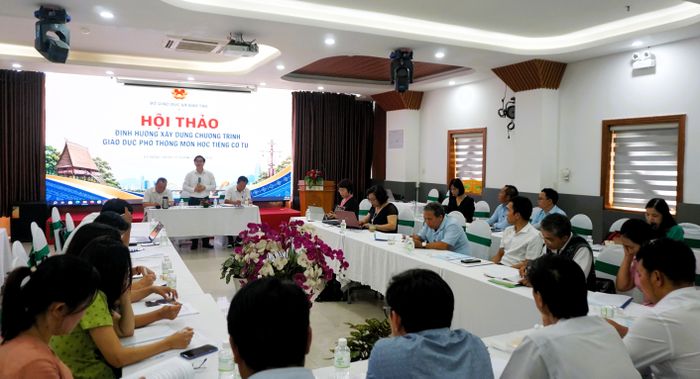  Hội thảo thu hút nhiều chuyên gia ngôn ngữ, giáo viên giảng dạy tiếng Cơ Tu tại TP Đà Nẵng 
