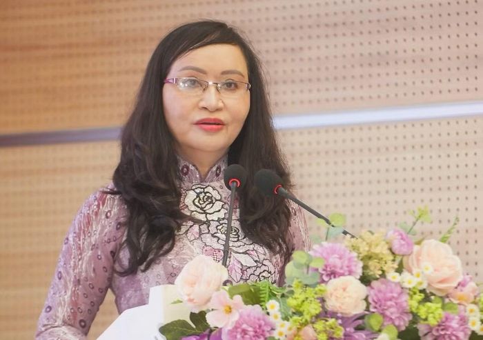 Tiến sĩ Đặng Thị Ngọc Lan - Phó Hiệu trưởng Trường Đại học Cửu Long - tin tưởng các sinh viên thể hiện tốt hình ảnh thanh lịch, tri thức, nhân ái ở Hoa hậu Việt Nam 2026.