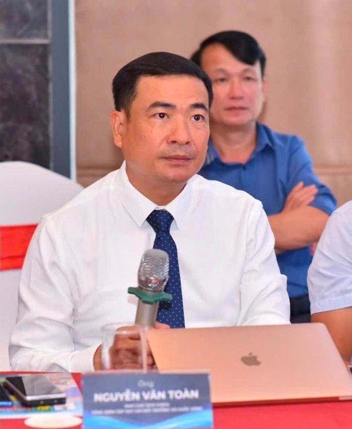  Ông Nguyễn Văn Toàn - Tổng Biên tập Tạp chí Môi trường và Cuộc sống phát biểu.