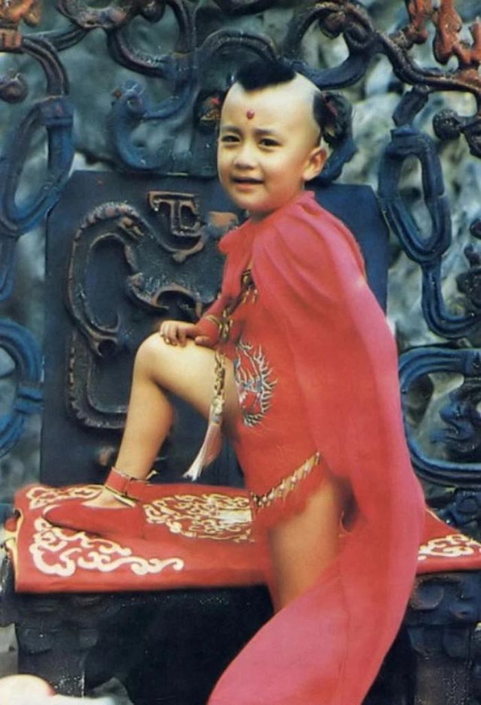 Vai Hồng Hài Nhi do Triệu Hân Bồi đóng trở thành kinh điển.