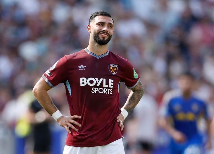 Vé rớt hạng gọi tên West Ham?