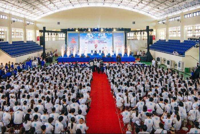Chương trình có sự tham gia của hơn 1.500 đoàn viên, thanh niên