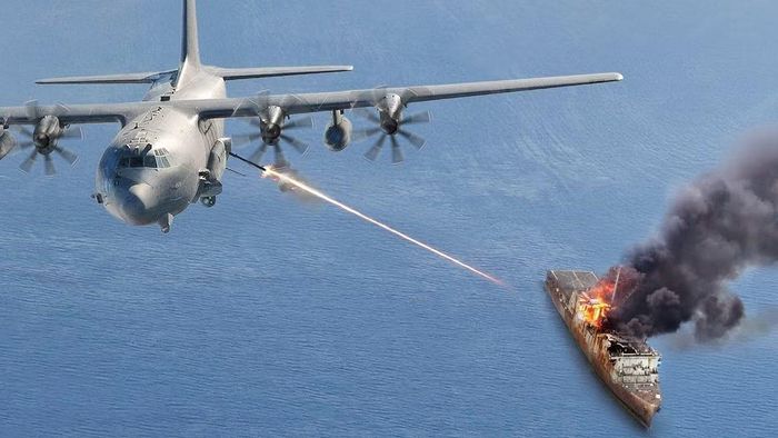Máy bay vận tải hạng nặng AC-130 nã pháo xuống tàu biển. Minh họa: Af.mil.