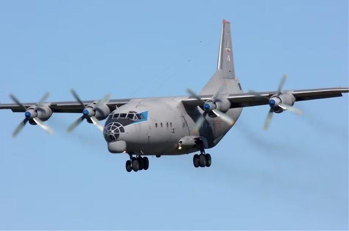 Máy bay vận tải Antonov An-12 của Nga. Ảnh: USNI News.