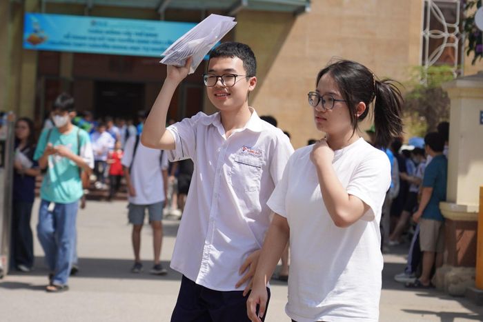 Thí sinh dự thi lớp 10 Trường THPT Chuyên Khoa học Tự nhiên. Ảnh: Trường ĐH Khoa học Tự nhiên - ĐHQGHN.