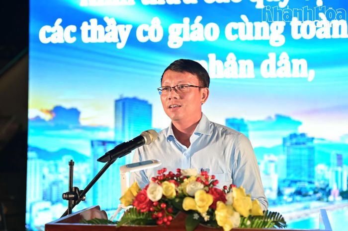 Đồng chí Nguyễn Thanh Hà phát biểu phát động chương trình.