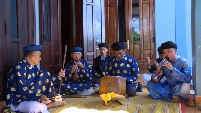 Nhạc lễ được sử dụng nhiều trong đám hiếu, lễ hội văn hóa - Ảnh: T.T
