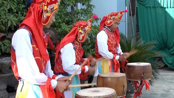 Câu lạc bộ nhạc lễ cổ truyền Bích Khê góp phần bảo tồn di sản văn hóa của Quảng Trị - Ảnh: T.T