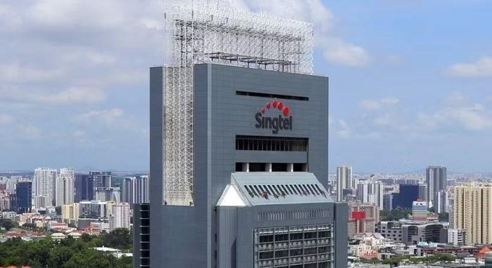 Singtel, một trong bốn nhà mạng lớn của Singapore, nằm trong nhóm hạ tầng viễn thông bị UNC3886 nhắm đến.