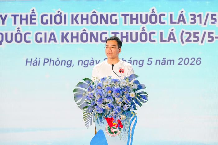 TS. Hà Anh Đức - Cục trưởng Cục Quản lý Khám, chữa bệnh (Bộ Y tế), Giám đốc Quỹ Phòng, chống tác hại của thuốc lá - phát biểu tại buổi Lễ. Ảnh: BTC