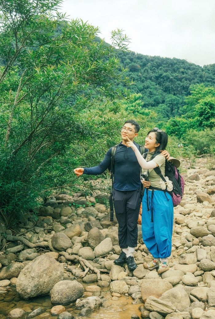  Những hoạt động tập thể như team building tạo cơ hội cho tình cảm đôi lứa phát sinh. Ảnh minh họa: Phan Nhật. 
