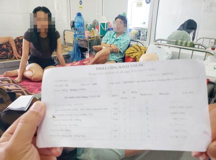 Các bệnh nhân đều cho biết sau khi ăn bánh mì ở hiệu L.H. thì đều nôn ói, tiêu chảy, đau bụng dữ dội... 