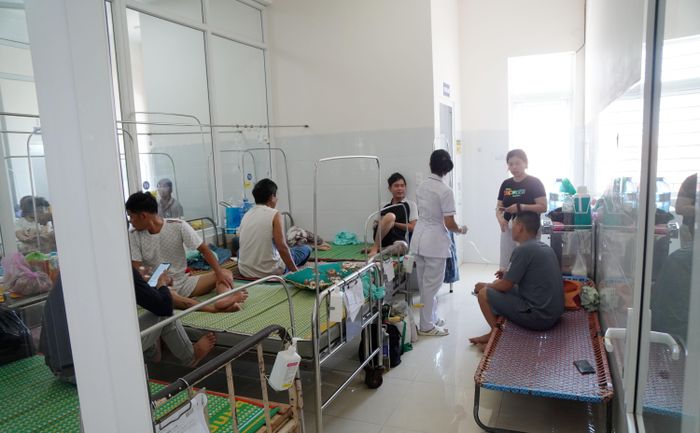  Các bệnh nhân đang được chăm sóc, điều trị tích cực tại BVĐK tỉnh Gia Lai 