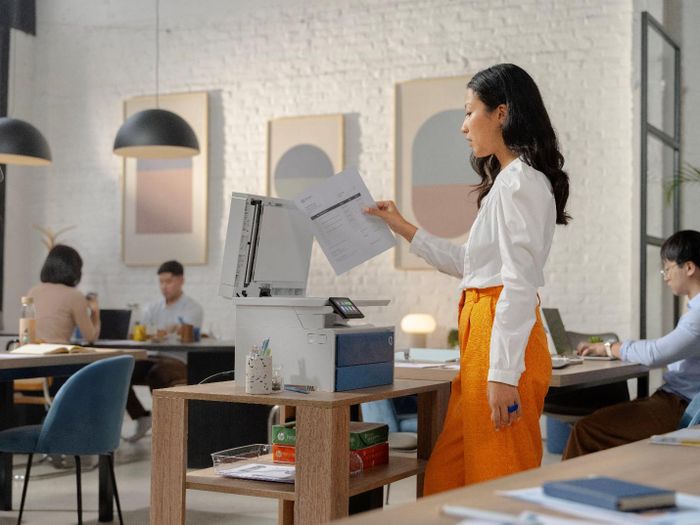HP AI hỗ trợ người dùng tạo nên những bản in chuyên nghiệp mà không mất nhiều công sức. Nguồn: HP Việt Nam