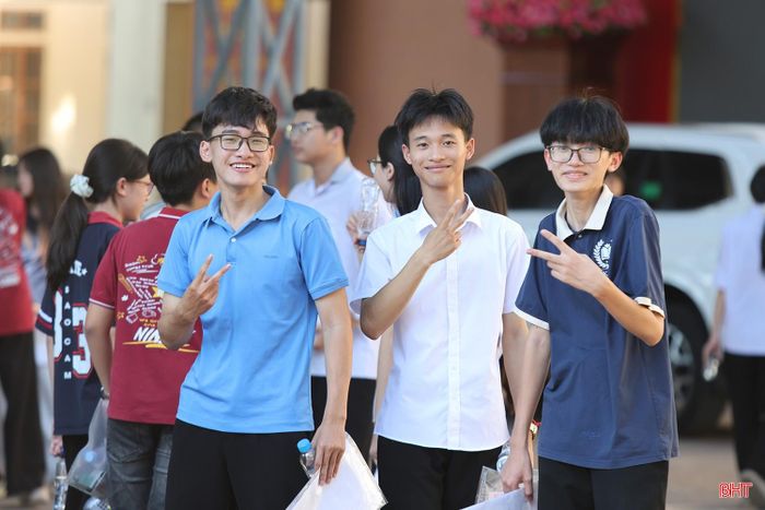 Đề thi Ngữ văn được nhiều thí sinh và giáo viên đánh giá hay, sát với thực tiễn.