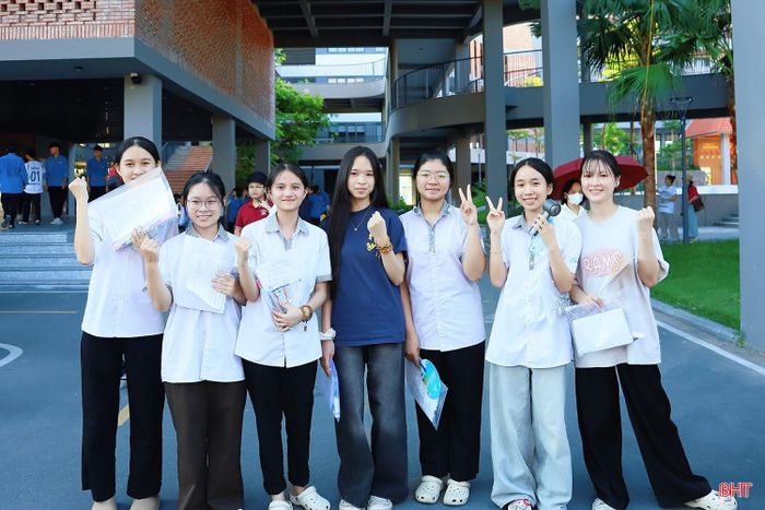 Kỳ thi tuyển sinh vào lớp 10 THPT công lập không chuyên tại Hà Tĩnh diễn ra an toàn.