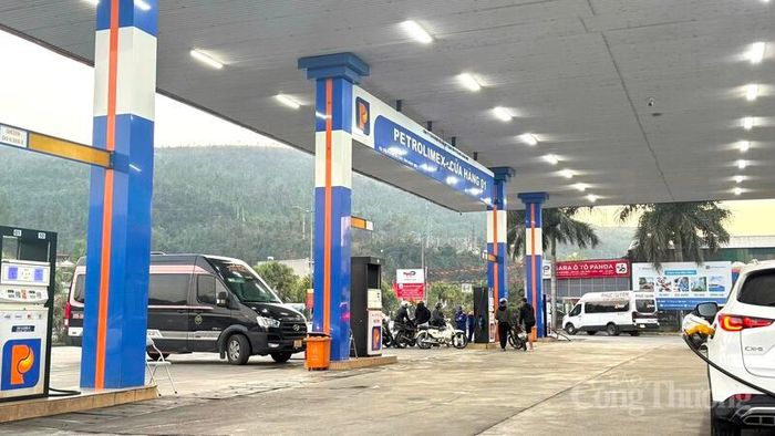 Các doanh nghiệp kinh doanh xăng dầu Quảng Ninh sẵn sàng bán xăng sinh hoạc E10 bảo vệ môi trường và hướng tới tăng trưởng xanh.